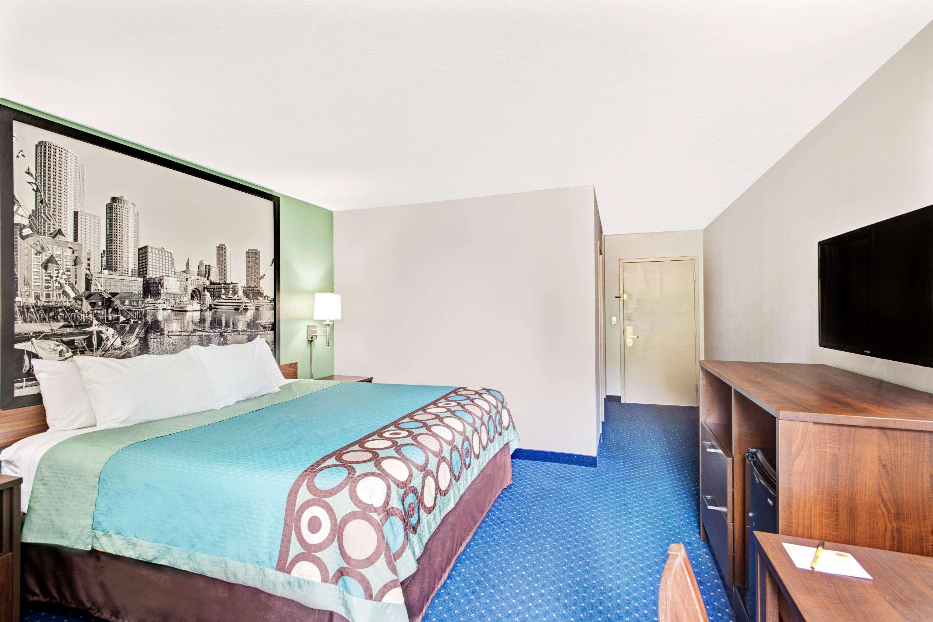 Hotel Super 8 By Wyndham Brockton Exteriér fotografie