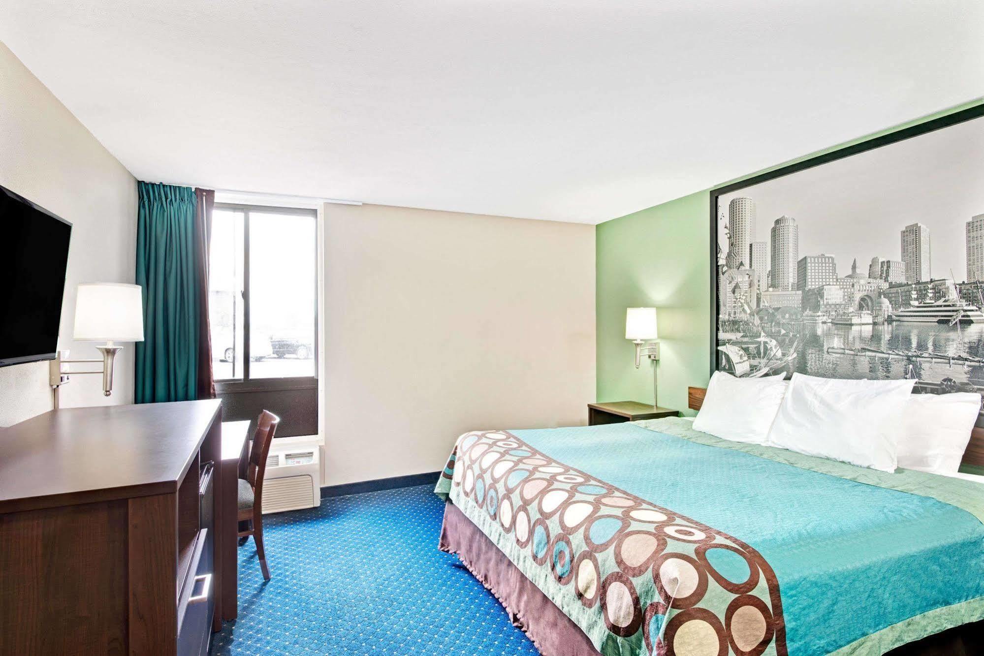 Hotel Super 8 By Wyndham Brockton Exteriér fotografie